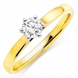 Engagement Ring made in 18k Gold ( Setting only ,choose centre stone inside ) Engagement Ring made in 18k Gold ( Setting only ,choose centre stone inside )