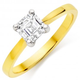 Engagement Ring made in 18k Gold ( Setting only ,choose centre stone inside ) Engagement Ring made in 18k Gold ( Setting only ,choose centre stone inside )