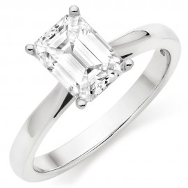 Engagement Ring made in 18k Gold ( Setting only ,choose centre stone inside ) Engagement Ring made in 18k Gold ( Setting only ,choose centre stone inside )