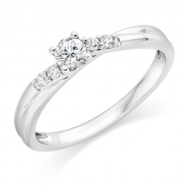 Engagement Ring made in 18k Gold ( Setting only ,choose centre stone inside ) Engagement Ring made in 18k Gold ( Setting only ,choose centre stone inside )