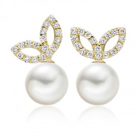Freshwater Pearl Earring Made In 14K Yellow Gold Freshwater Pearl Earring Made In 14K Yellow Gold