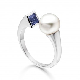 Freshwater Pearl And Blue Sapphire Ring Made In 14K White Gold Freshwater Pearl And Blue Sapphire Ring Made In 14K White Gold