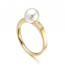 Freshwater Pearl And Diamond Ring Made In 14K Yellow Gold
