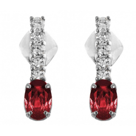 Burmese Ruby And Diamond Ring Set in White Gold ( 0.79ct Ruby)   Burmese Ruby And Diamond Ring Set in White Gold ( 0.79ct Ruby)