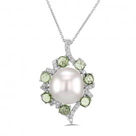 Green Garnet And Diamond Pendant made in 14k White Gold (2cts Green Garnet) Green Garnet And Diamond Pendant made in 14k White Gold (2cts Green Garnet)